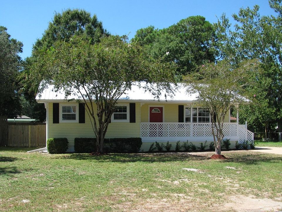 1st image of 28 Cascabellas St