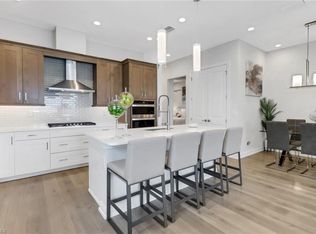 9048 Mayreau Way, Naples, FL 34114