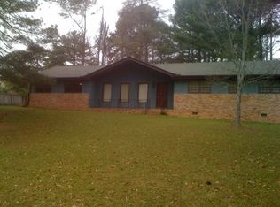 3034 Periwinkle Dr, Snellville, GA 30078