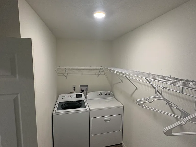 3051 SE East Blackwell Dr — Photo 10