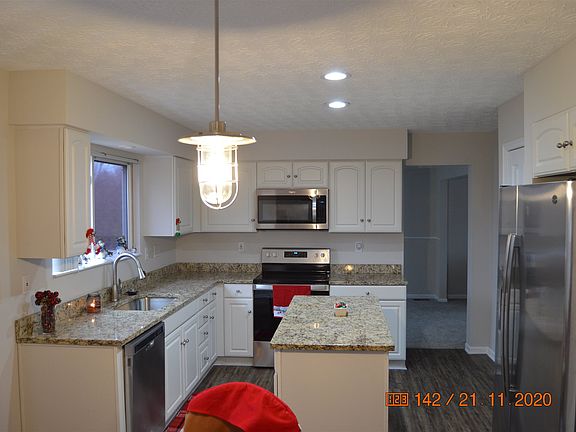 4th image of 1869 Knollmont Dr
