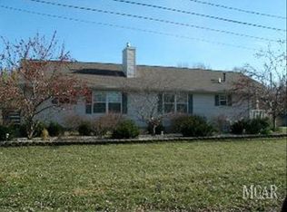 13755 Alton Dr, Monroe, MI 48161