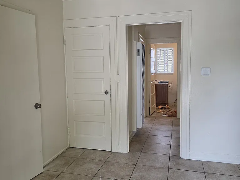 9019 Baring Cross St #1 — Photo 16