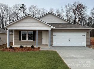 440 Sundown Dr, Spartanburg, SC 29302