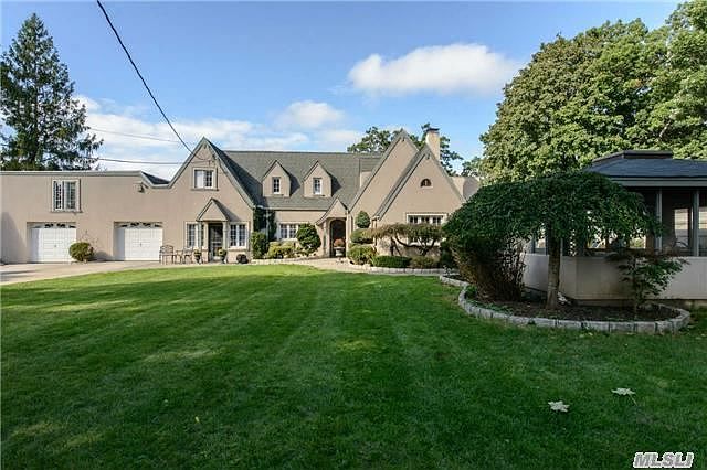 1st image of 414 Avalon Pl