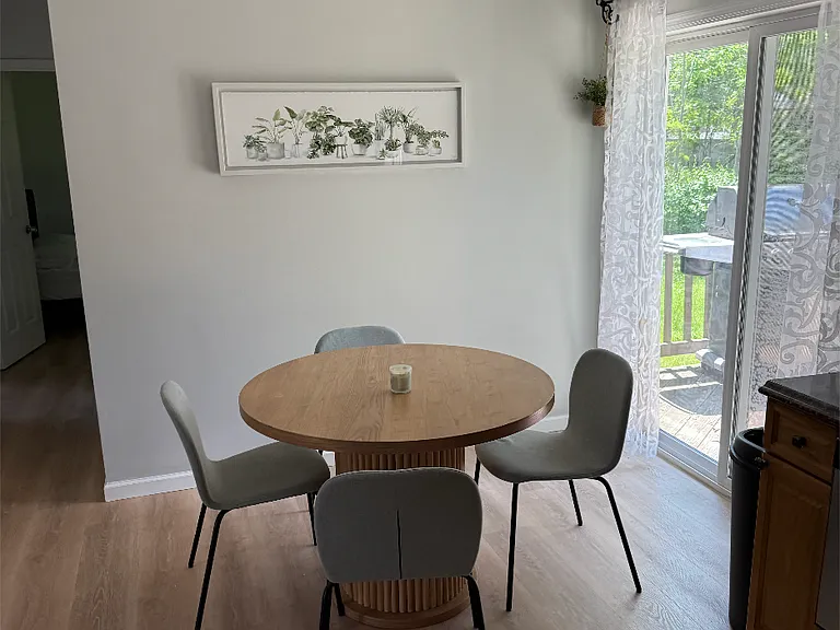 25 Doten Ave — Photo 4