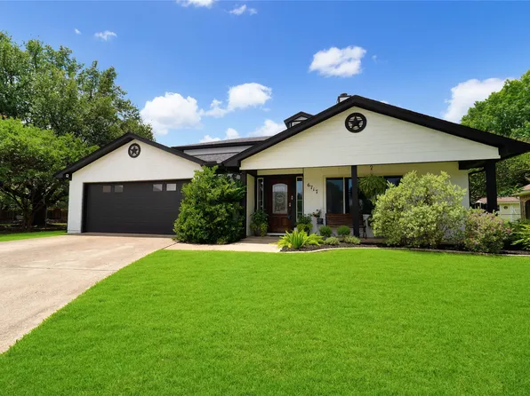 6717 Mesa Dr, North Richland Hills, TX 76182