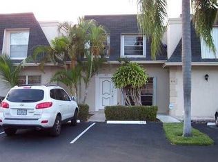 919 NE 26th Ave, Hallandale, FL 33009