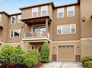 3961 SE Clay St, Portland, OR 97214