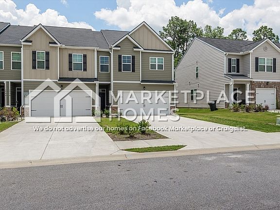 3rd image of 3536 Firestone Dr