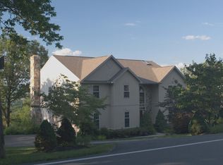 457 Rebers Bridge Rd, Sinking Spring, PA 19608