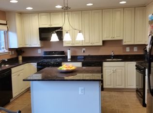 3614 Bancroft Rd, Baltimore, MD 21215