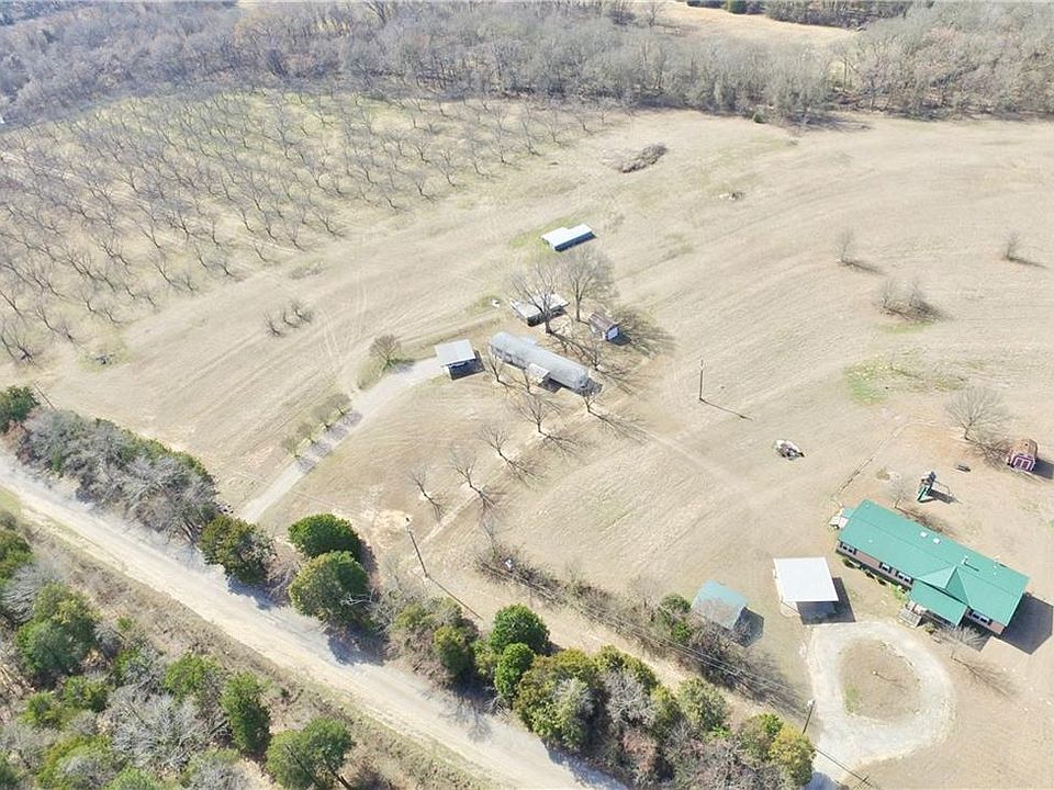 1st image of 4614 SE County Road 1090
