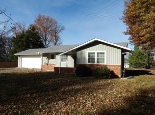 724 W Scott St, Monett, MO 65708