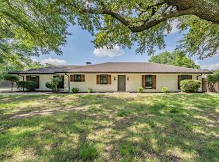 224 Bob White Trl, Burleson, TX 76028