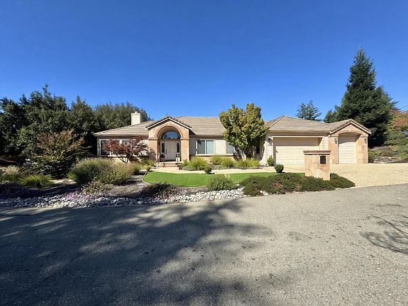 2nd image of 1313 Laverock Ln