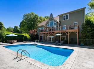 32 Lake Vista Dr, Fletcher, NC 28732