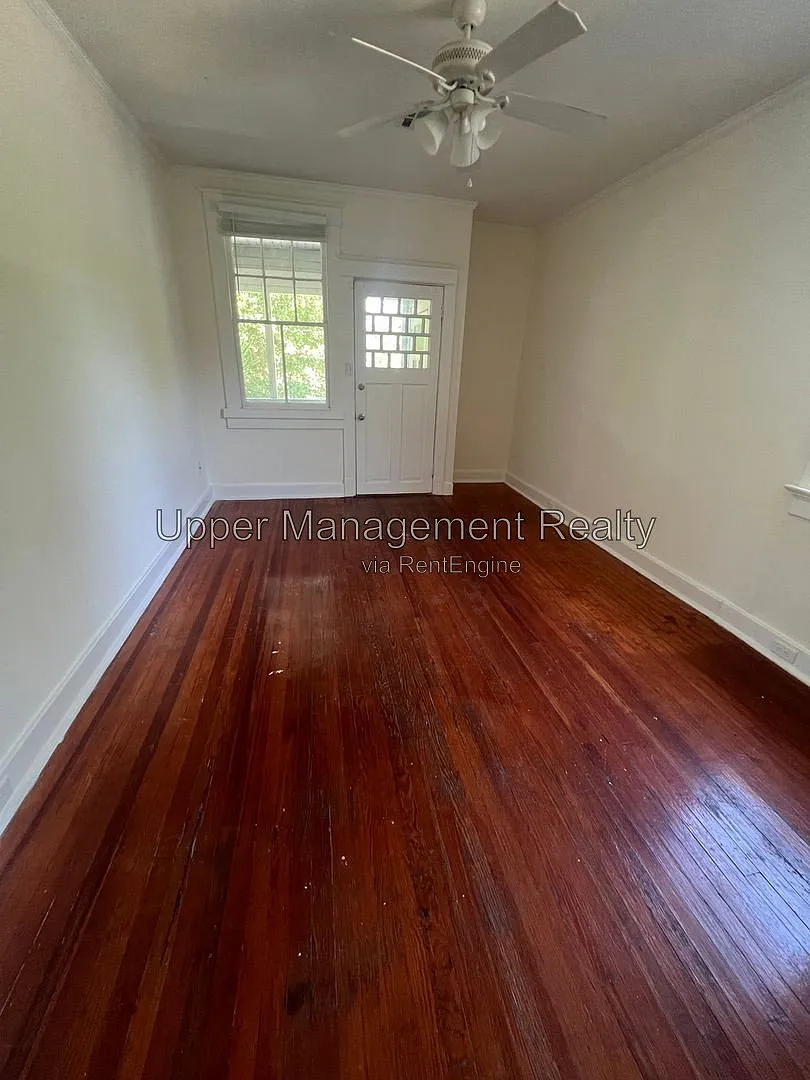 5 bed, 2.0 bath, $4,750 — Photo 3