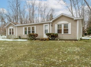 25627 Marquette Rd, Dowagiac, MI 49047