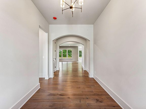 5th image of 7992 Canopy Glen Dr