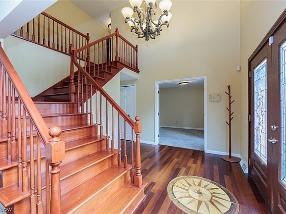 4th image of 27481 Pineview Dr