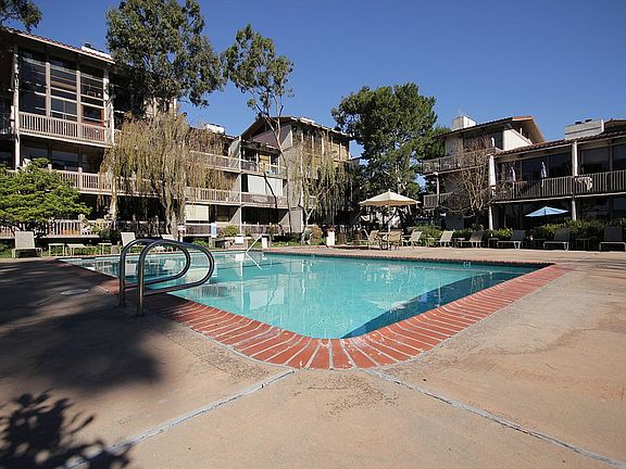 4th image of 6103 Marina Pacifica Dr N