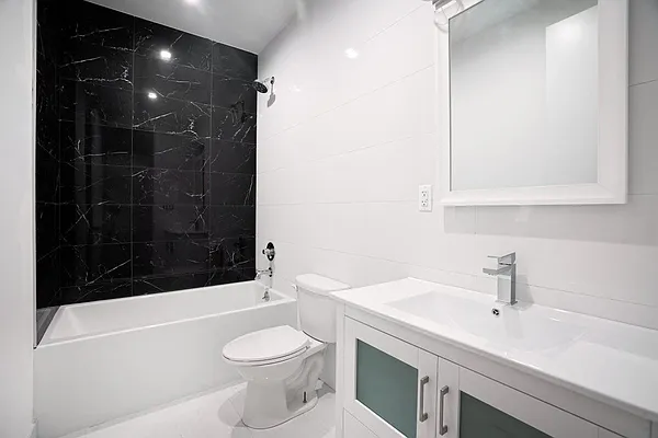 Rented by Bohemia Realty Group | media 34