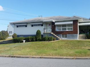 117 Ridge View Dr, Scranton, PA 18504