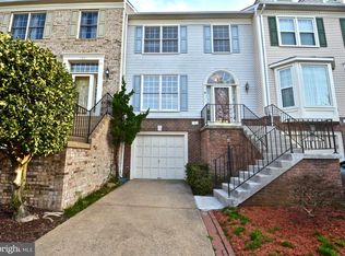 5813 Clapham Rd, Alexandria, VA 22315