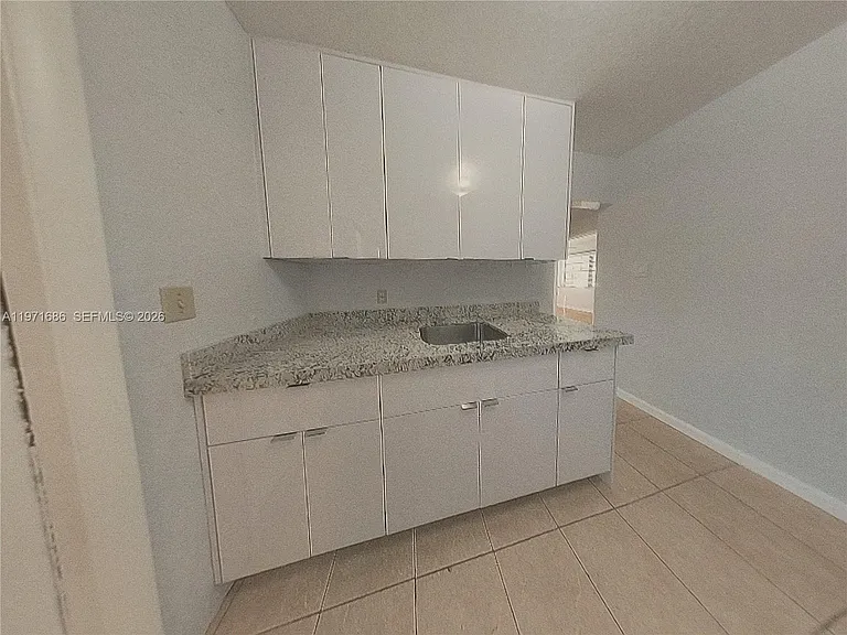 14901 NW 9th Ct — Photo 6