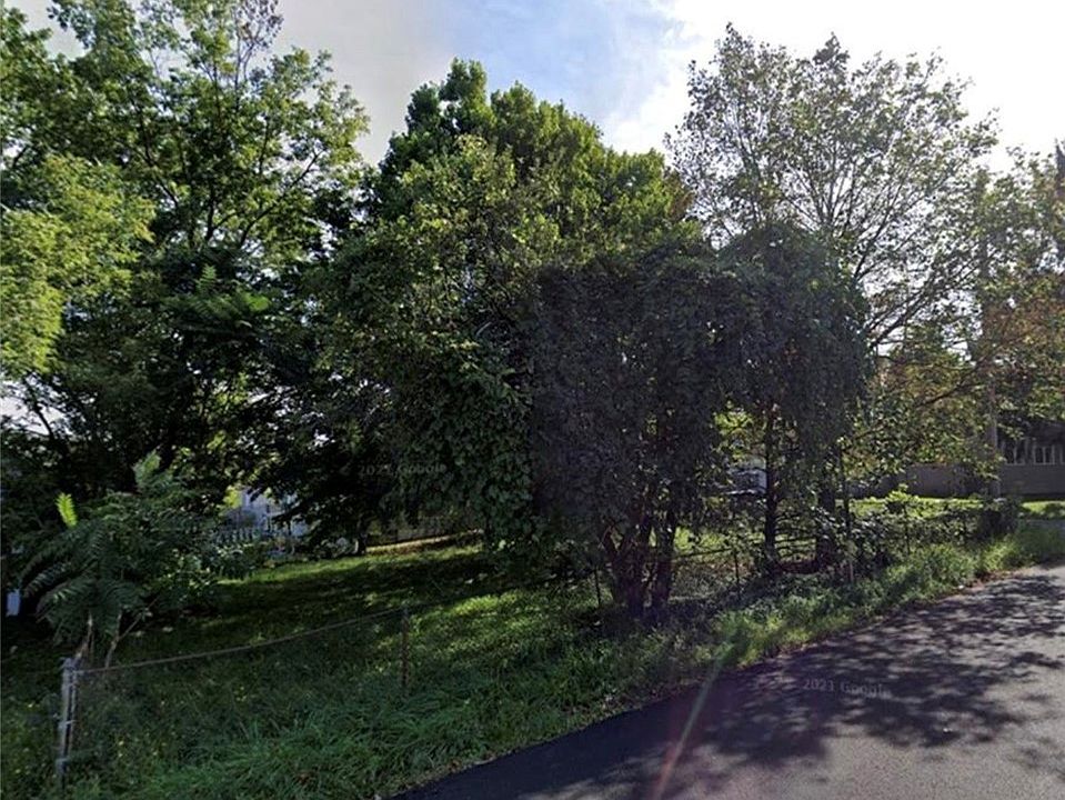 1st image of Galster Ave #13