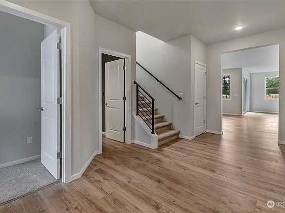 4th image of 3464 183rd Street E