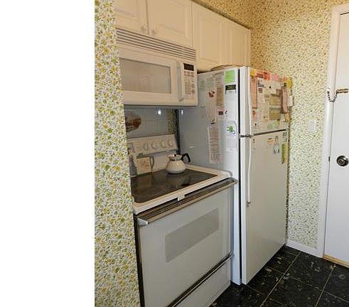 5th image of 240 Seaview Ct APT 514