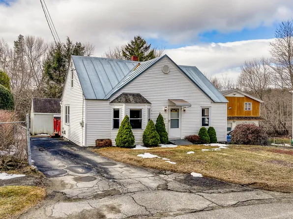 60 Edgemont Avenue, Waterville, ME 04901