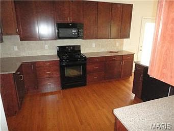 4th image of 5257 Hollow Wood Ct