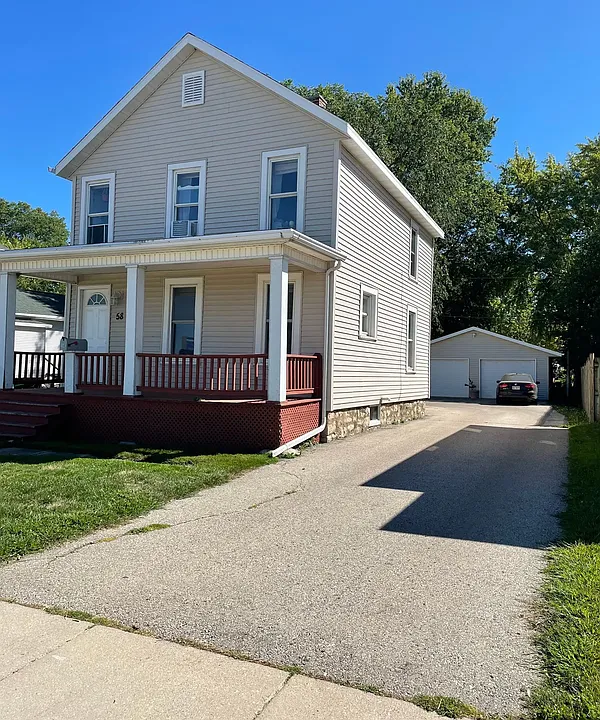 58 W Scott St