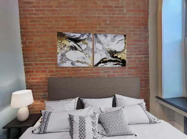 350 West 21st Street image 1 of 6