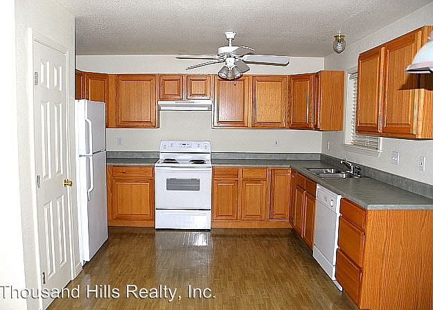 2nd image of 5035 Hickory Ave