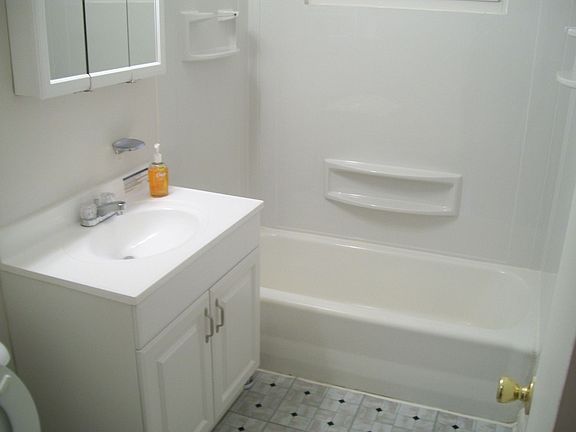 4th image of 2612 Roanoke Ave