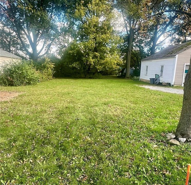 1st image of 226 Austin Ave NW