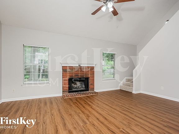3rd image of 4381 Whispering Bend Dr