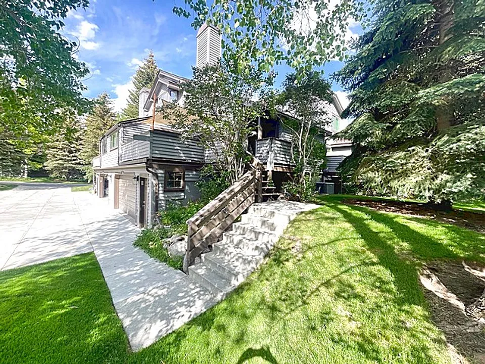 3065 W Elk Run Dr