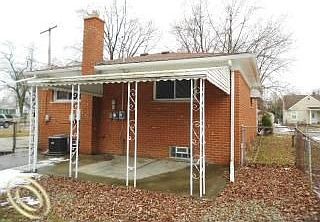 5th image of 4991 Williams St