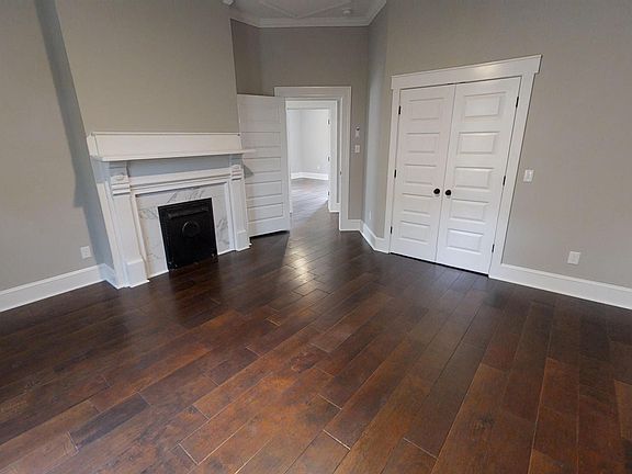 3rd image of 404 Washington Ave