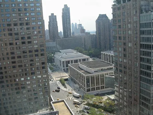 Rented by NY NY Condo, Inc | media 5