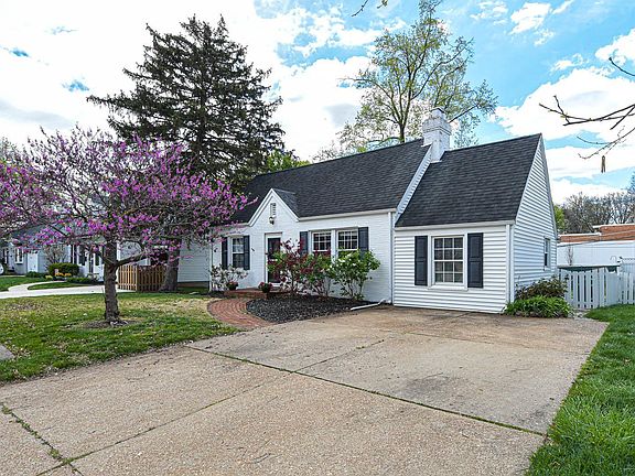 5th image of 10 Stratford Ln