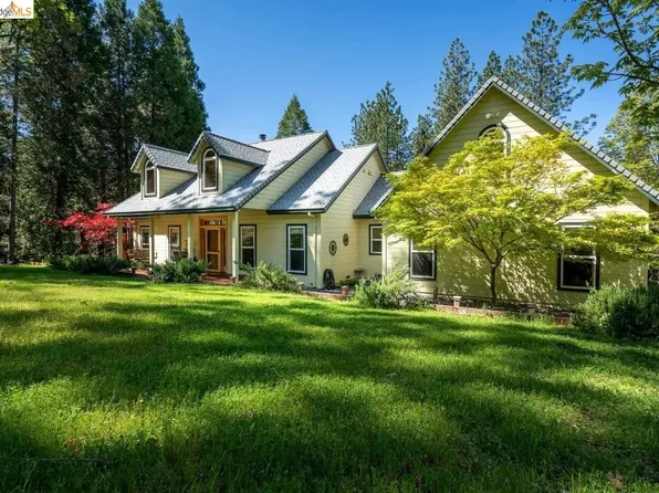 3070 Dogwood Creek Rd, Rail Road Flat, CA 95248