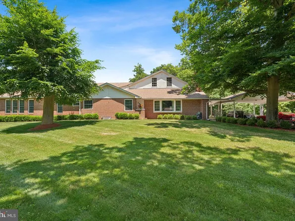 1211 Pine Ln, Accokeek, MD 20607