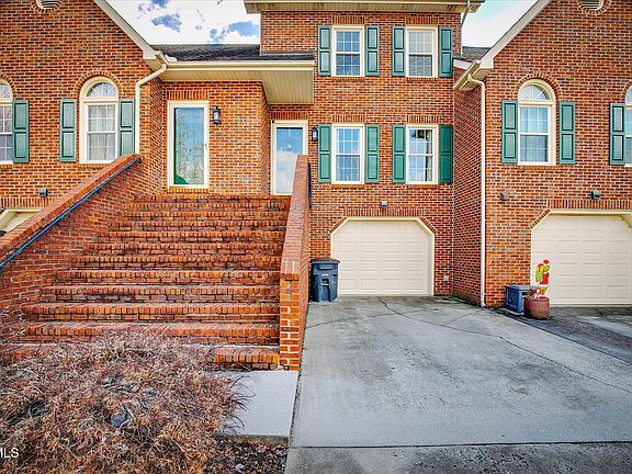 2nd image of 437 Andover Ct