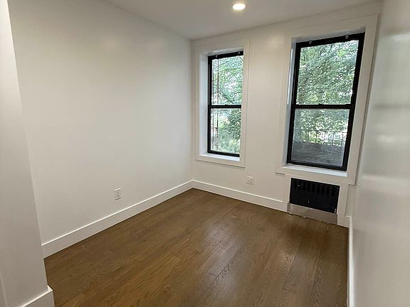 3rd image of 1562 St Marks Ave #3